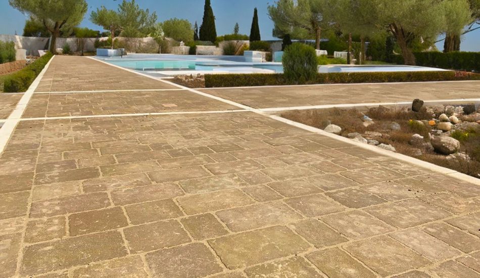 Pavimenti per esterno: quali sono i più resistenti e convenienti